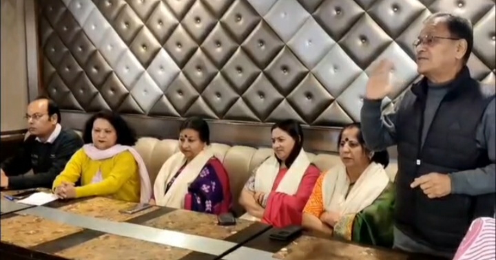 मसूरी में भाजपा महिला मोर्चा का भव्य स्वागत, महिलाओं को संगठन से जुड़ने का आह्वान