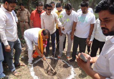 जनसेवा, पूजा-अर्चना और सम्मान समारोहों के बीच मनाया गया विधायक डॉ. प्रेमचंद अग्रवाल का जन्मदिन