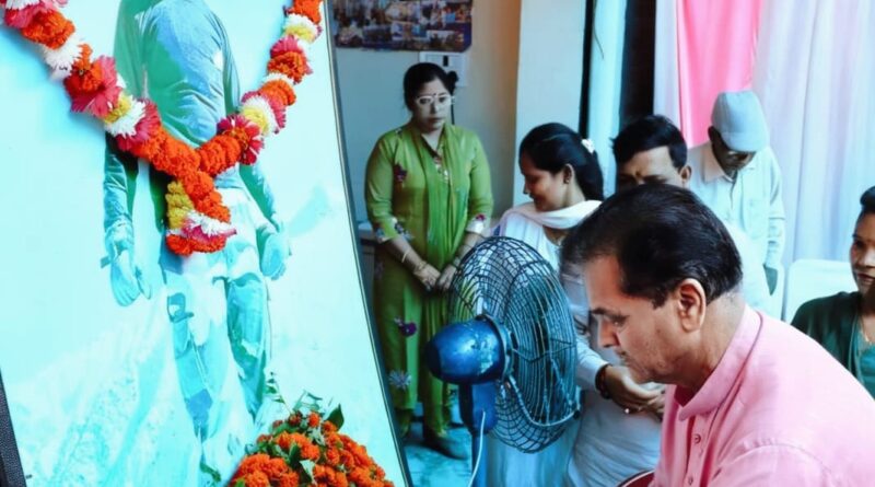शहीद हमीर पोखरियाल का बलिदान सदैव रहेगा प्रेरणास्रोत: अग्रवाल